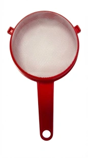 SITKO PLASTIKOWE fi12cm  cedzak z  rączką   